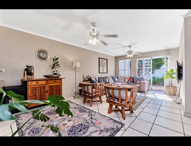 2 BEDROOM TOWNHOUSE SOLD IN PRESIDENT RIDGE